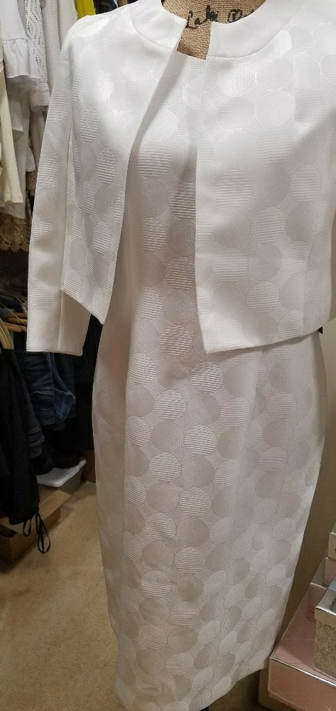 KASPER Sleeveless Lined Beautiful Dress Suit